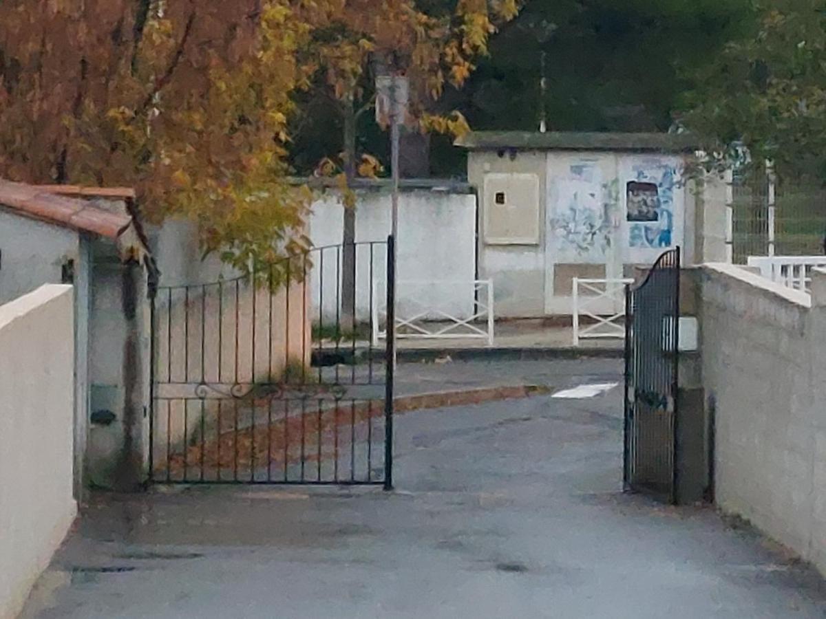 La Maison De Dannie Gardanne Exteriör bild